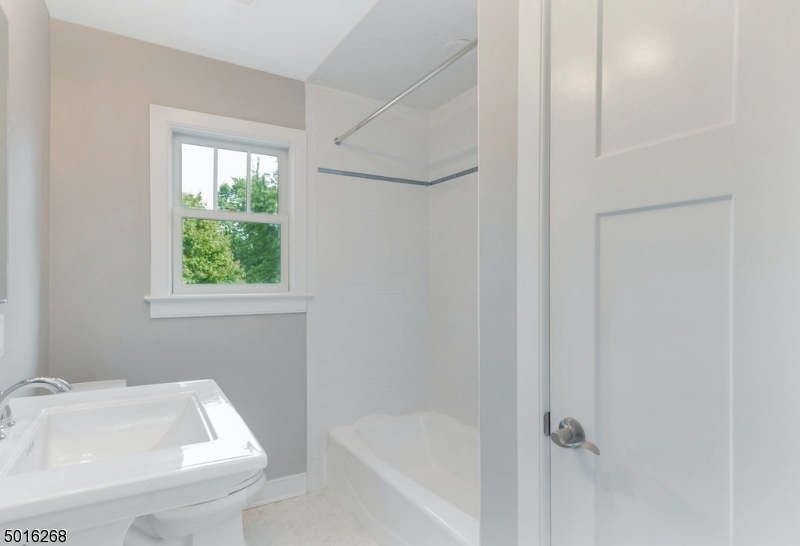14 Shunpike Road Summit, NJ 07901 - Photo 17 of 25 Gallery Image 17