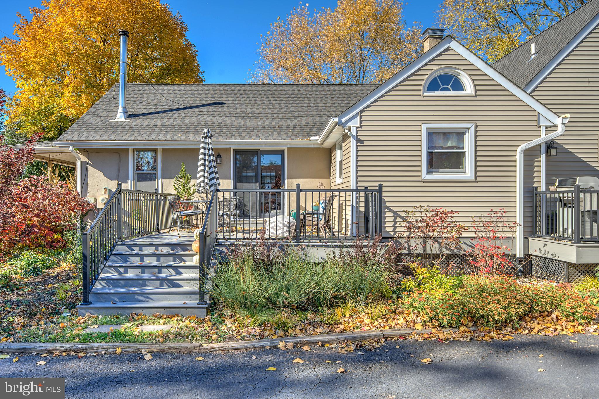 691 Park Road Lansdale, PA 19446 - Photo 12 of 50 a front view of a house with a yard
