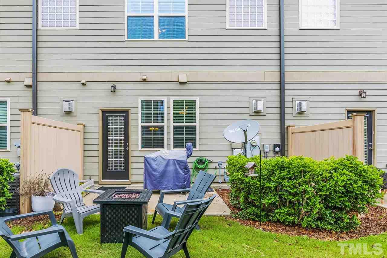 691 Wickham Ridge Road Apex, NC 27539 - Photo 5 of 30