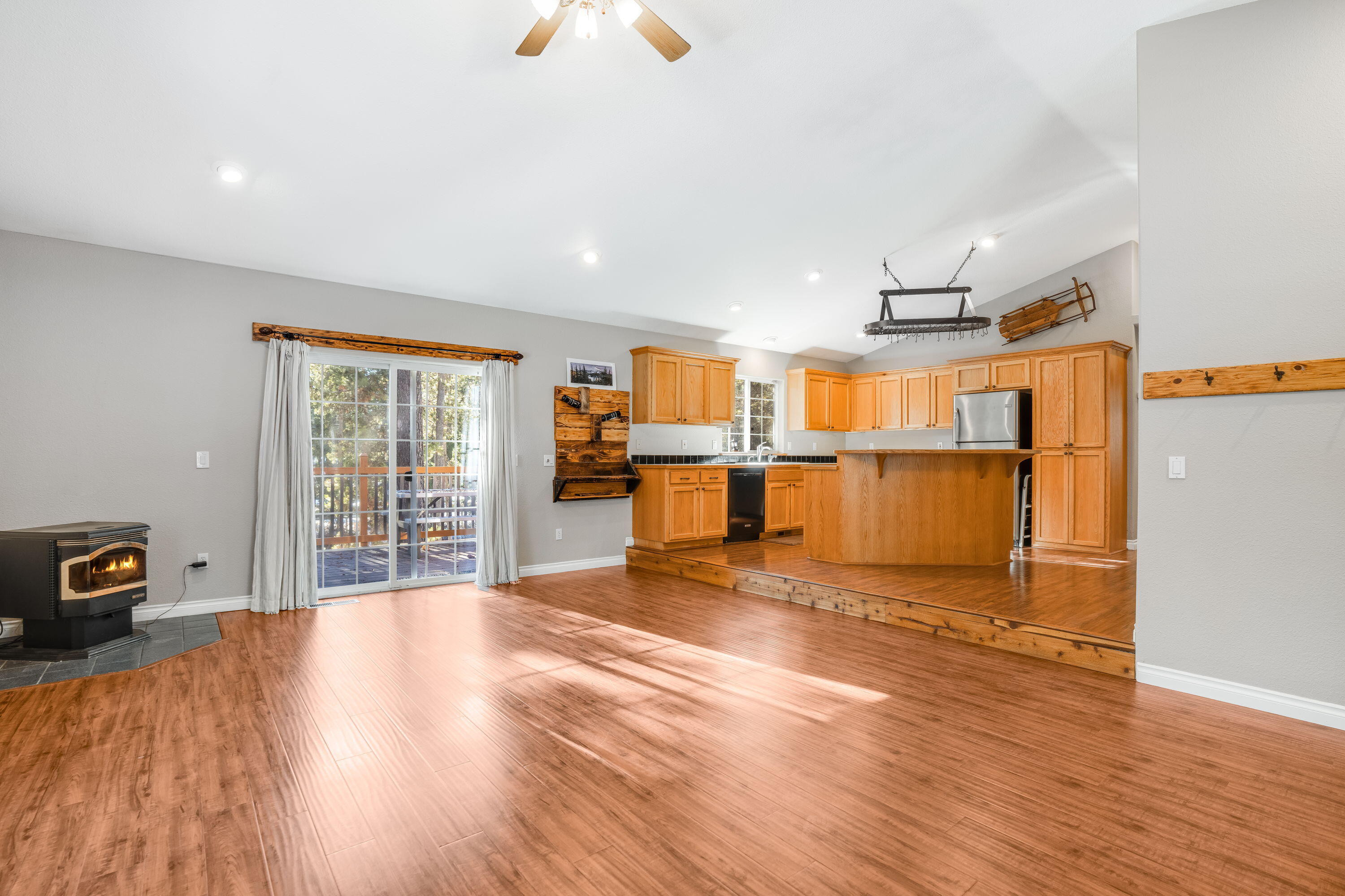 17137 Oxnard Road Bend, OR 97707 - Photo 27 of 36 29_JustinEwing_DSC6129