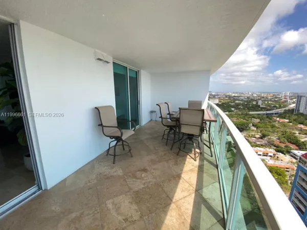$3,500 | 2101 Brickell Avenue, Unit 2604, Miami, FL 33129