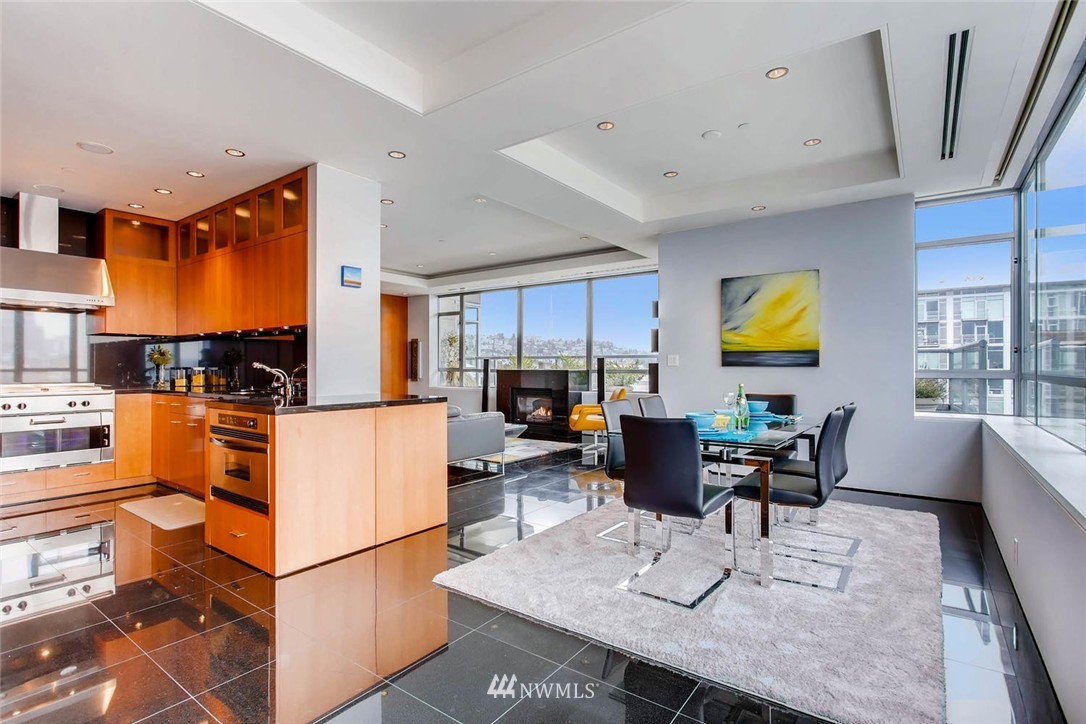 2929 1st Avenue, Unit PH7 Seattle, WA 98121 - Photo 12 of 25