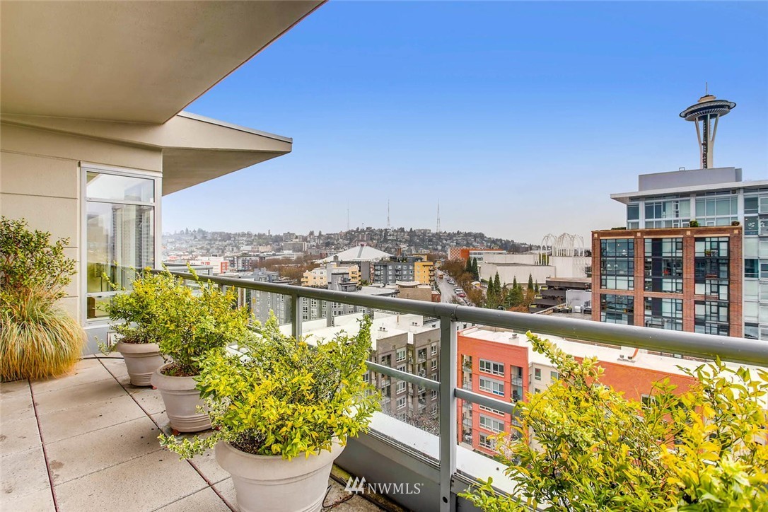 2929 1st Avenue, Unit PH7 Seattle, WA 98121 - Photo 19 of 25