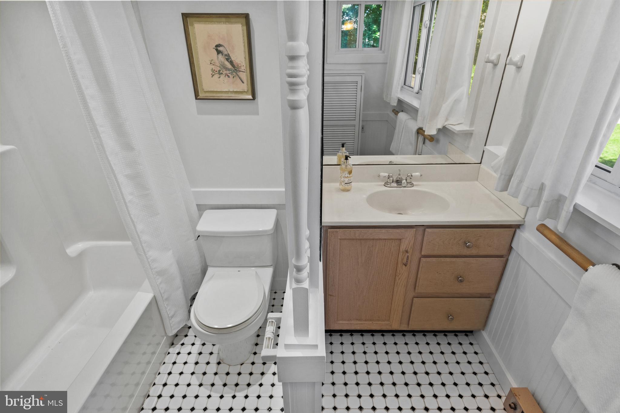 736 Dennis Avenue Silver Spring, MD 20901 - Photo 23 of 34 Primary Bathroom