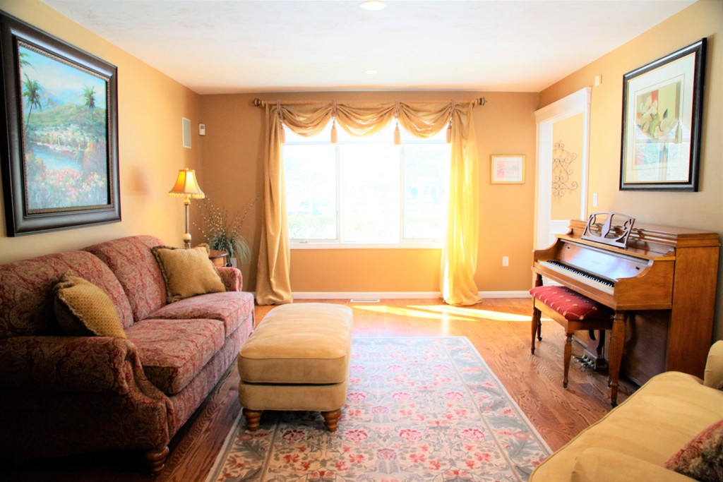 18 Horizons Road Sharon, MA 02067 - Photo 13 of 30 Gallery Image 13