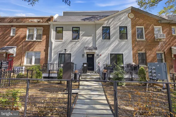 $700,000 | 1645 West Virginia Avenue Northeast, Unit 3, Washington, DC 20002