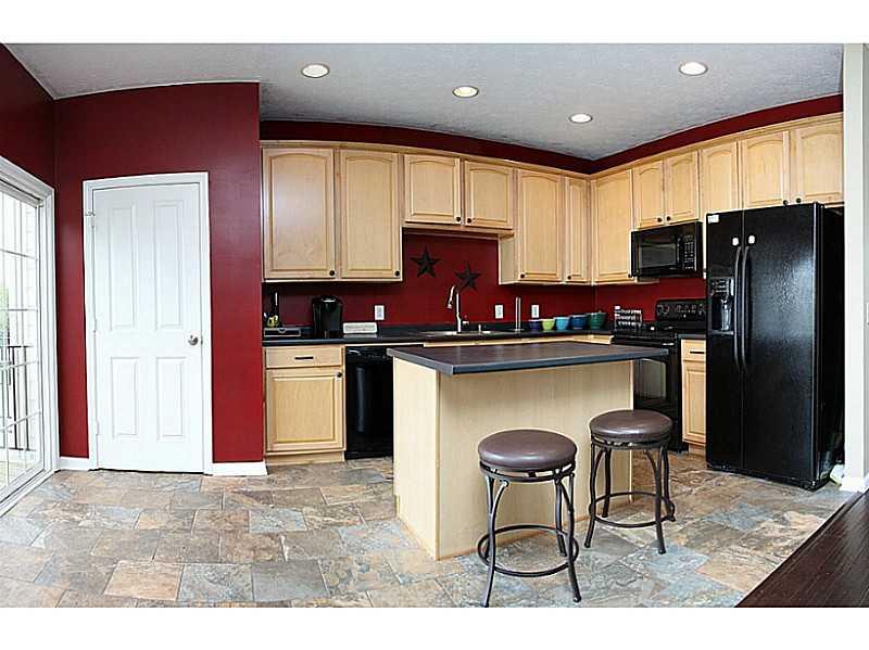 9044 Rider Drive Fishers, IN 46038 - Photo 11 of 24