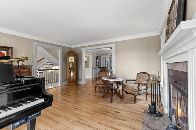 $1,350,000 | 2890 Autumn Woods Drive, Chaska, MN 55318