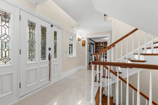 $1,350,000 | 2890 Autumn Woods Drive, Chaska, MN 55318