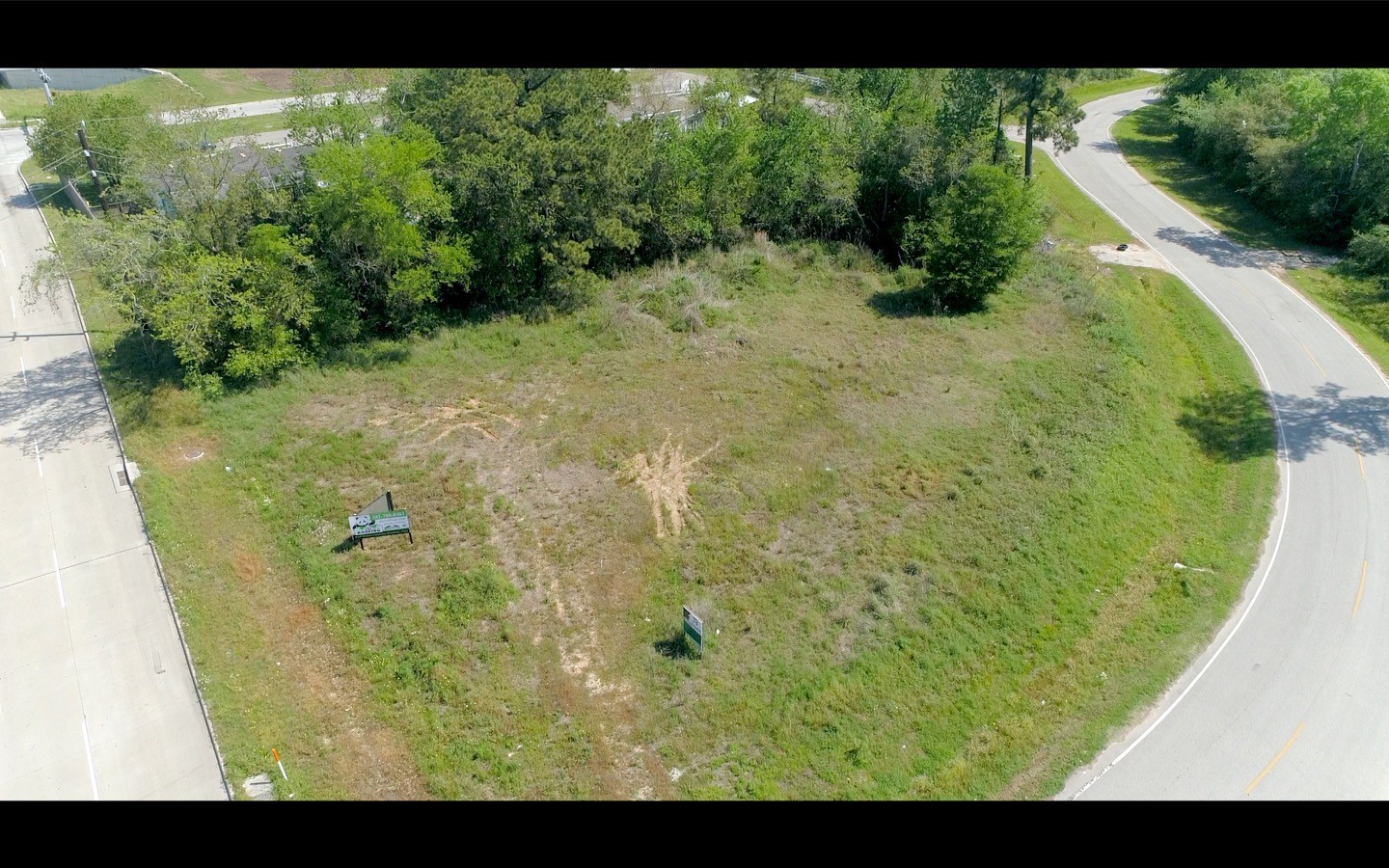 5703 Rhetta Lane Spring, TX 77389 - Photo 7 of 10 a view of a garden
