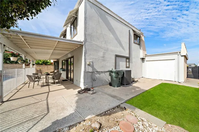 $1,398,000 | 11130 Stonecress Avenue, Fountain Valley, CA 92708