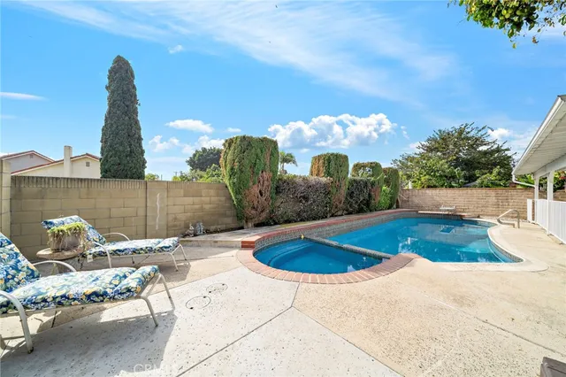 $1,398,000 | 11130 Stonecress Avenue, Fountain Valley, CA 92708