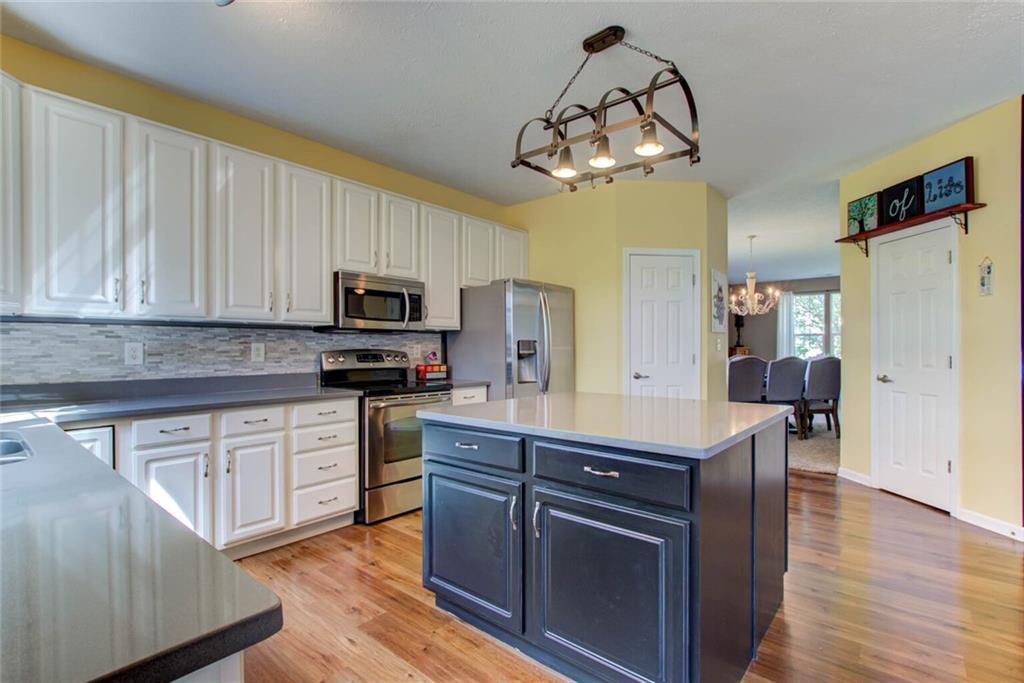 608 Zephyr Way Westfield, IN 46074 - Photo 12 of 49