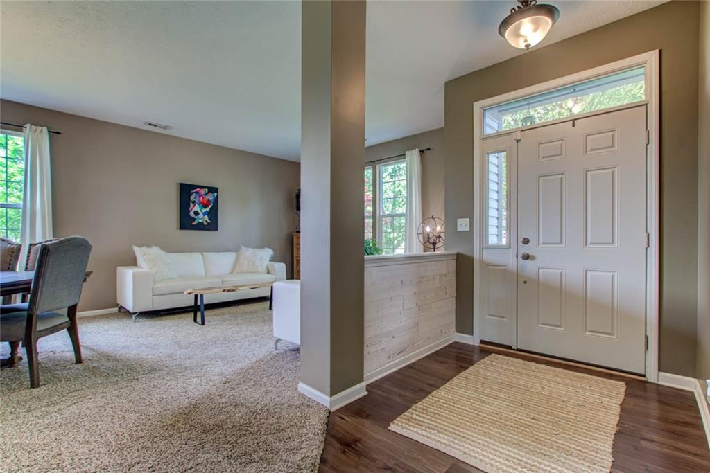 608 Zephyr Way Westfield, IN 46074 - Photo 4 of 49