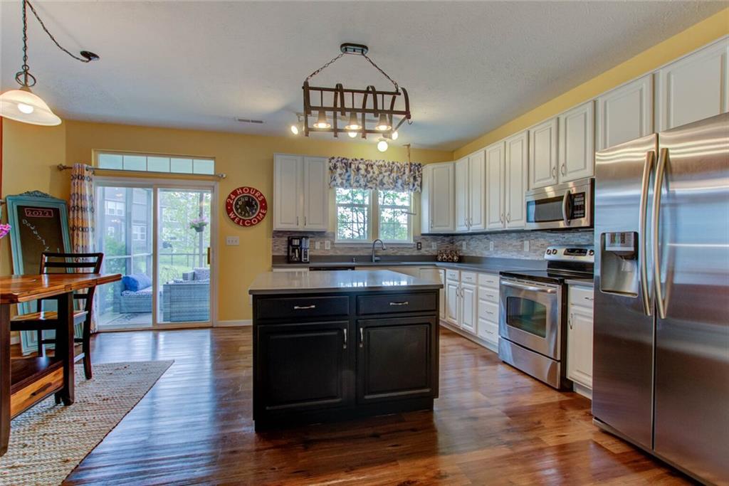 608 Zephyr Way Westfield, IN 46074 - Photo 10 of 49