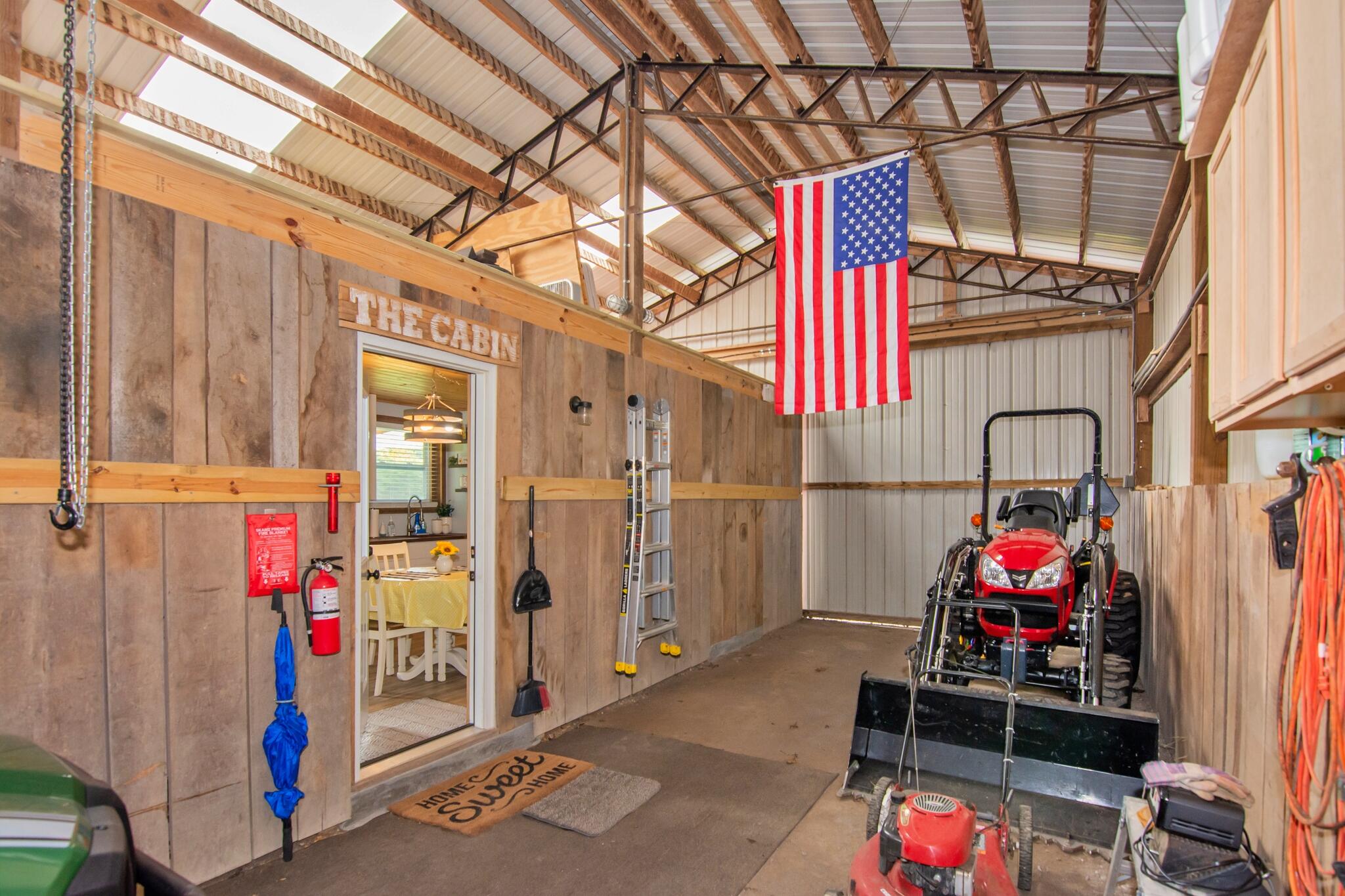 1152 Brier Branch Road Graysville, TN 37338 - Photo 28 of 55 Barn Alley and Entrance Living space
