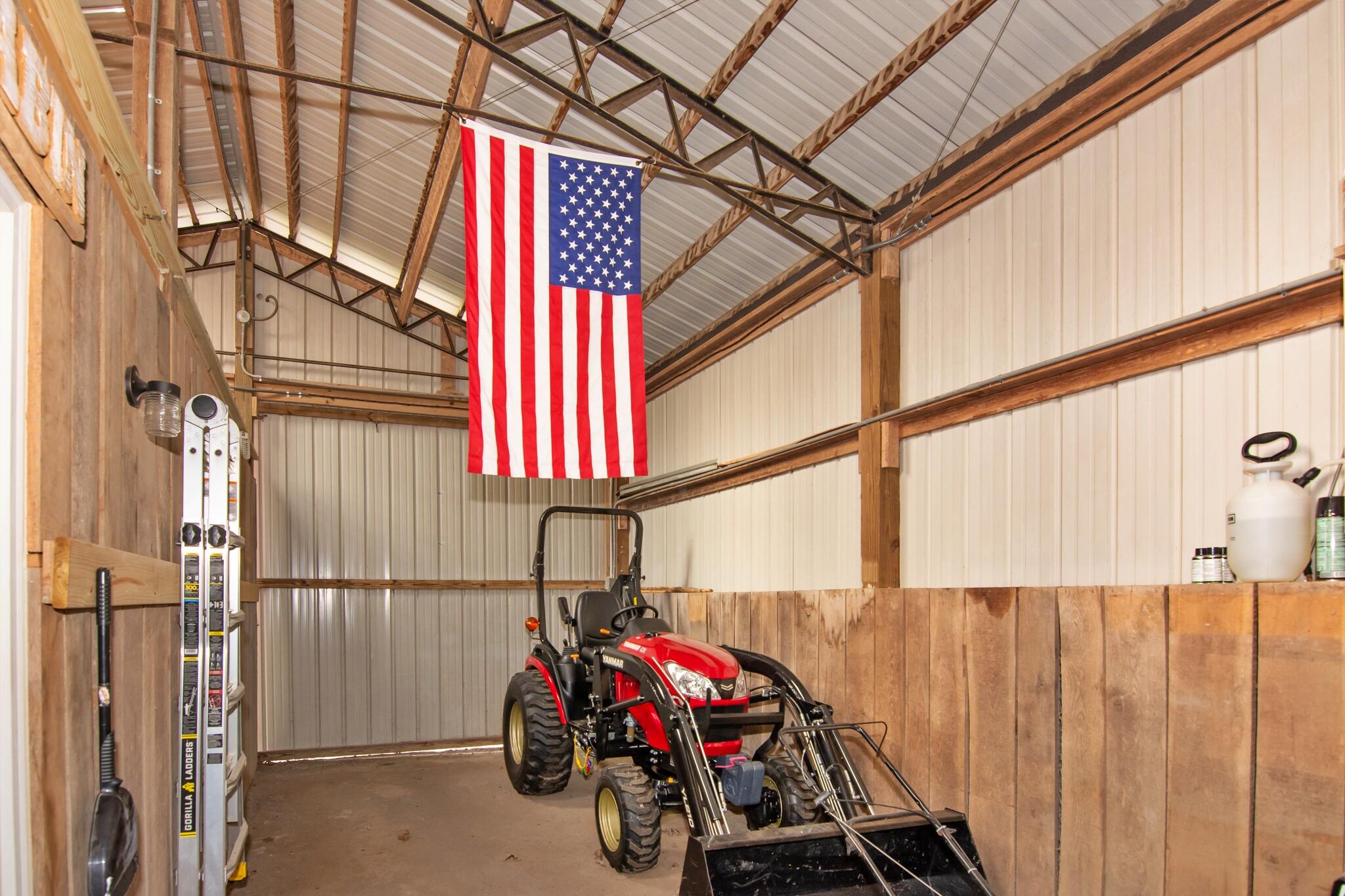 1152 Brier Branch Road Graysville, TN 37338 - Photo 29 of 55 Barn Alley Sliding Door