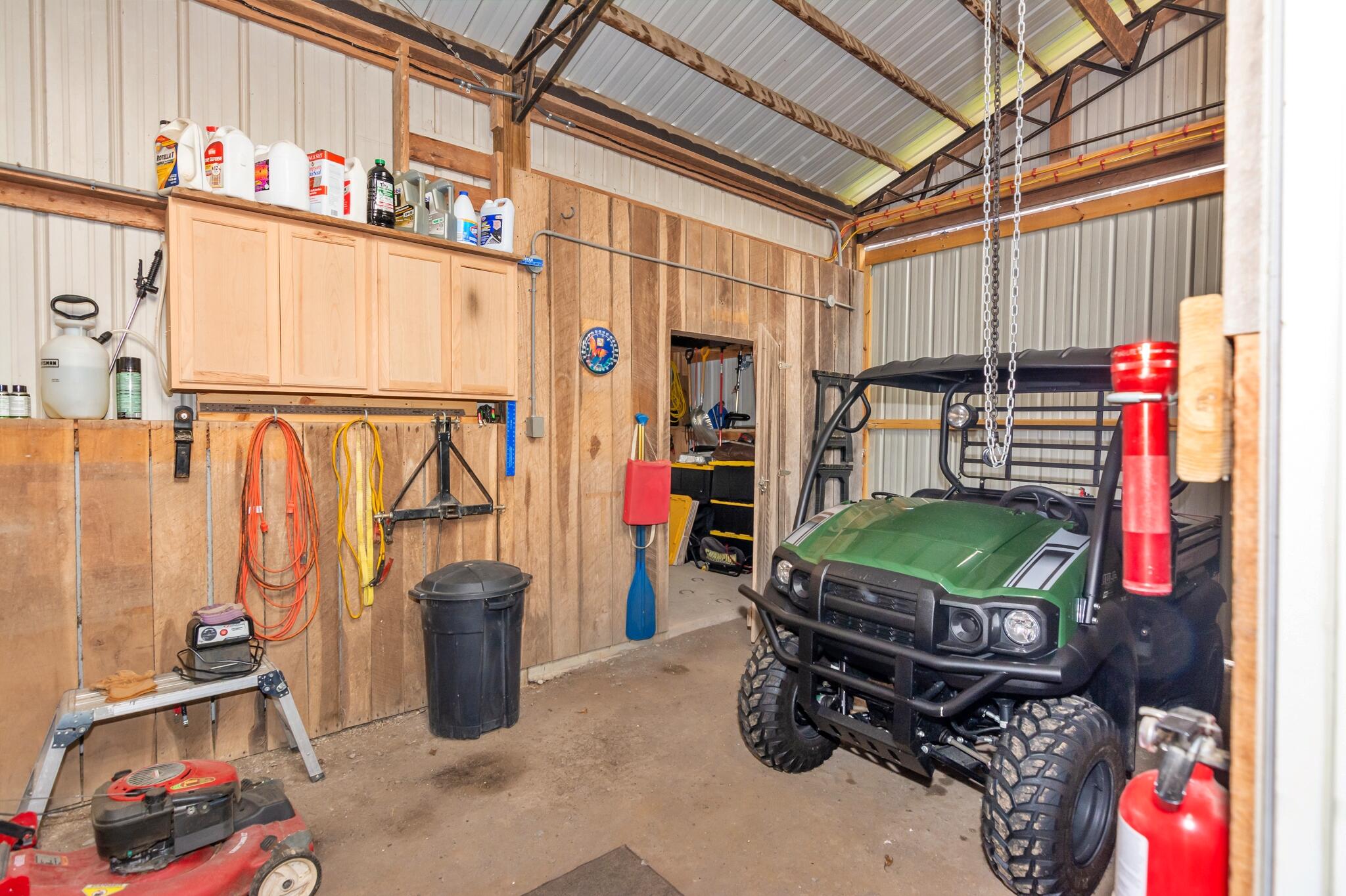 1152 Brier Branch Road Graysville, TN 37338 - Photo 30 of 55 Barn Alley