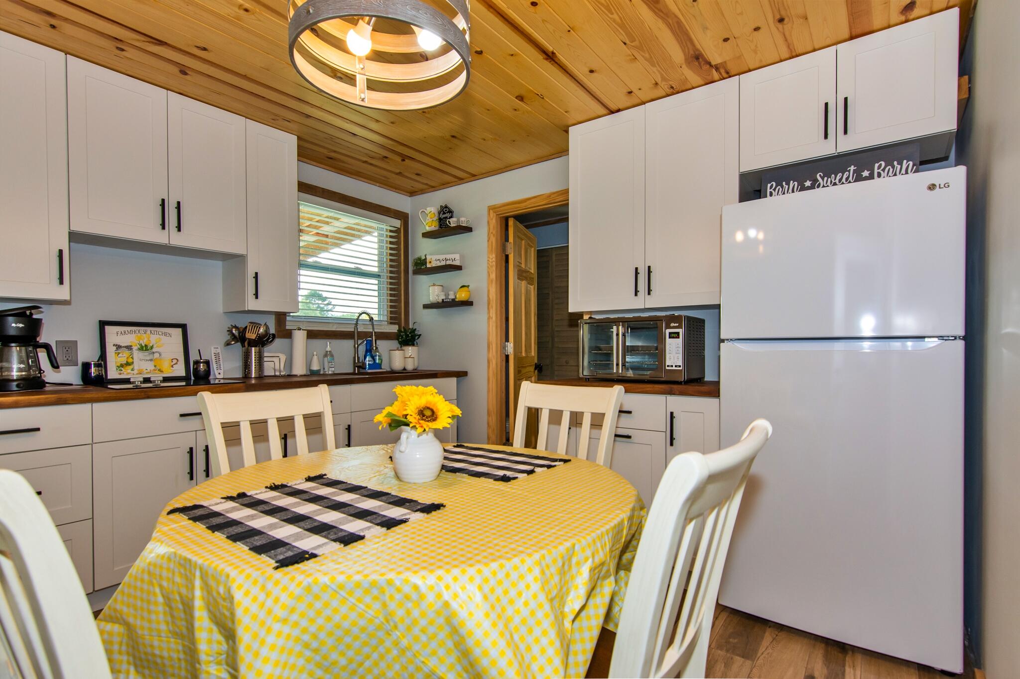 1152 Brier Branch Road Graysville, TN 37338 - Photo 7 of 55 Dining