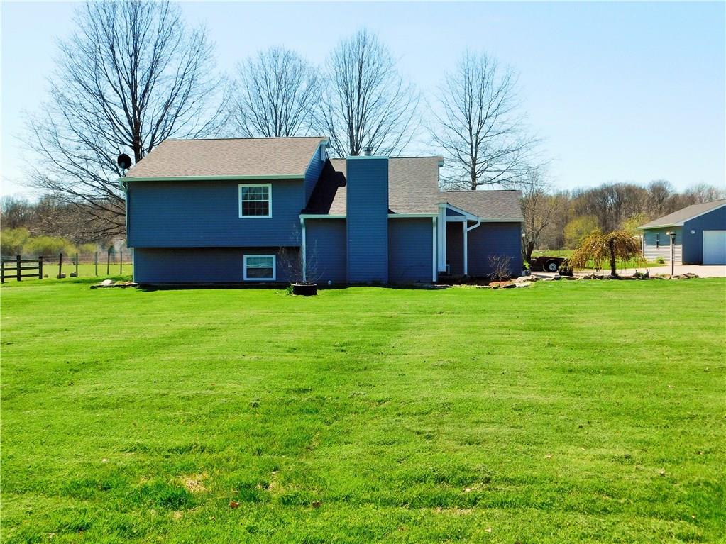 7265 Hancock Ridge Road Paragon, IN 46166 - Photo 3 of 29