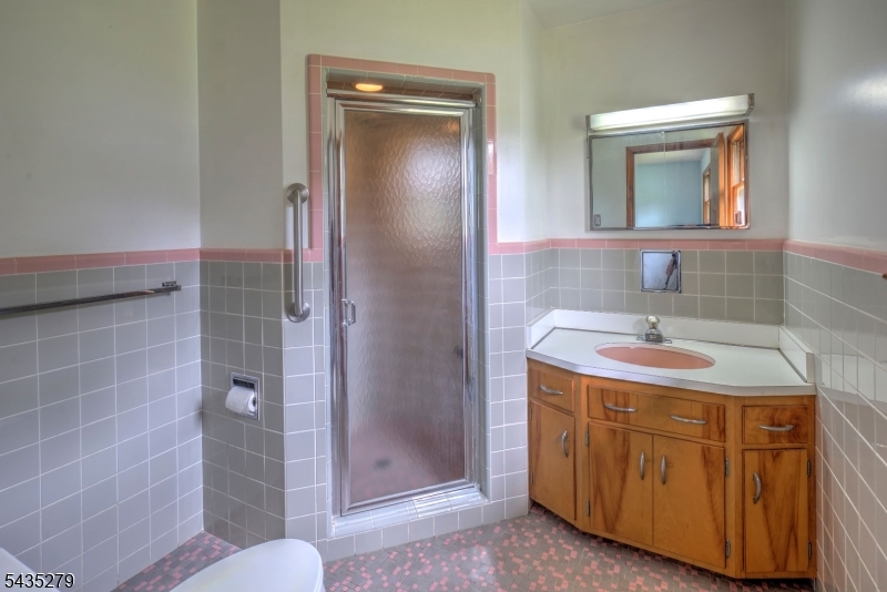 7 Mosle Road Peapack-Gladstone, NJ 07934 - Photo 8 of 24