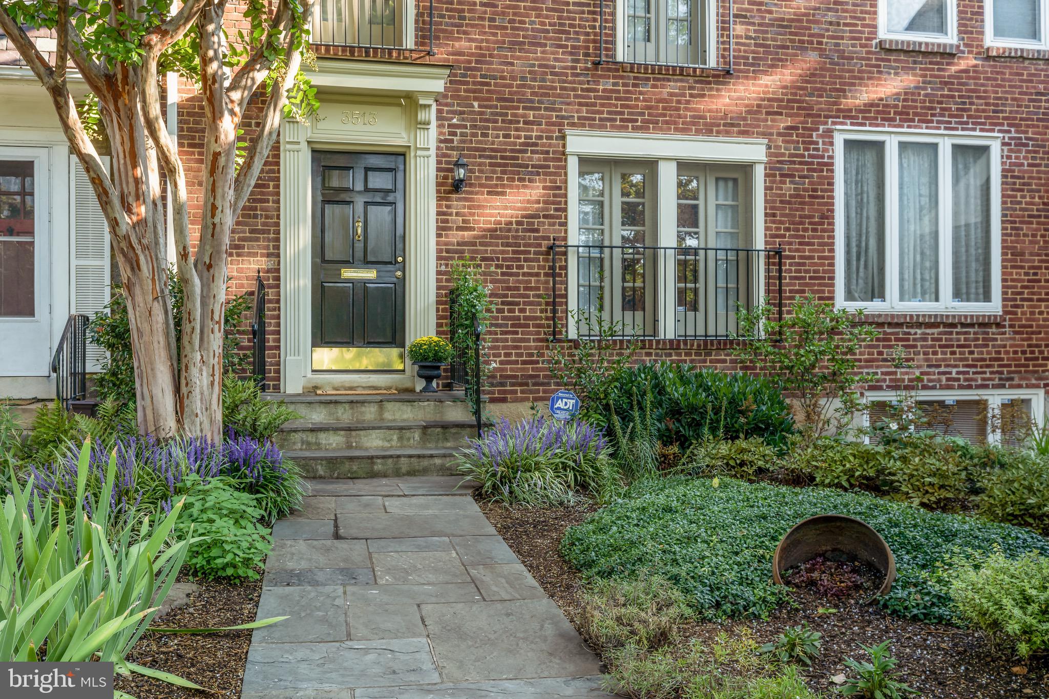 3513 R Street Northwest Washington, DC 20007 - Photo 2 of 31 Homefront