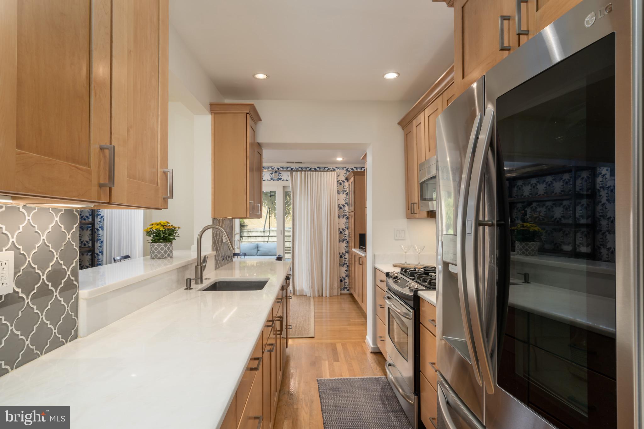 3513 R Street Northwest Washington, DC 20007 - Photo 11 of 31 Kitchen