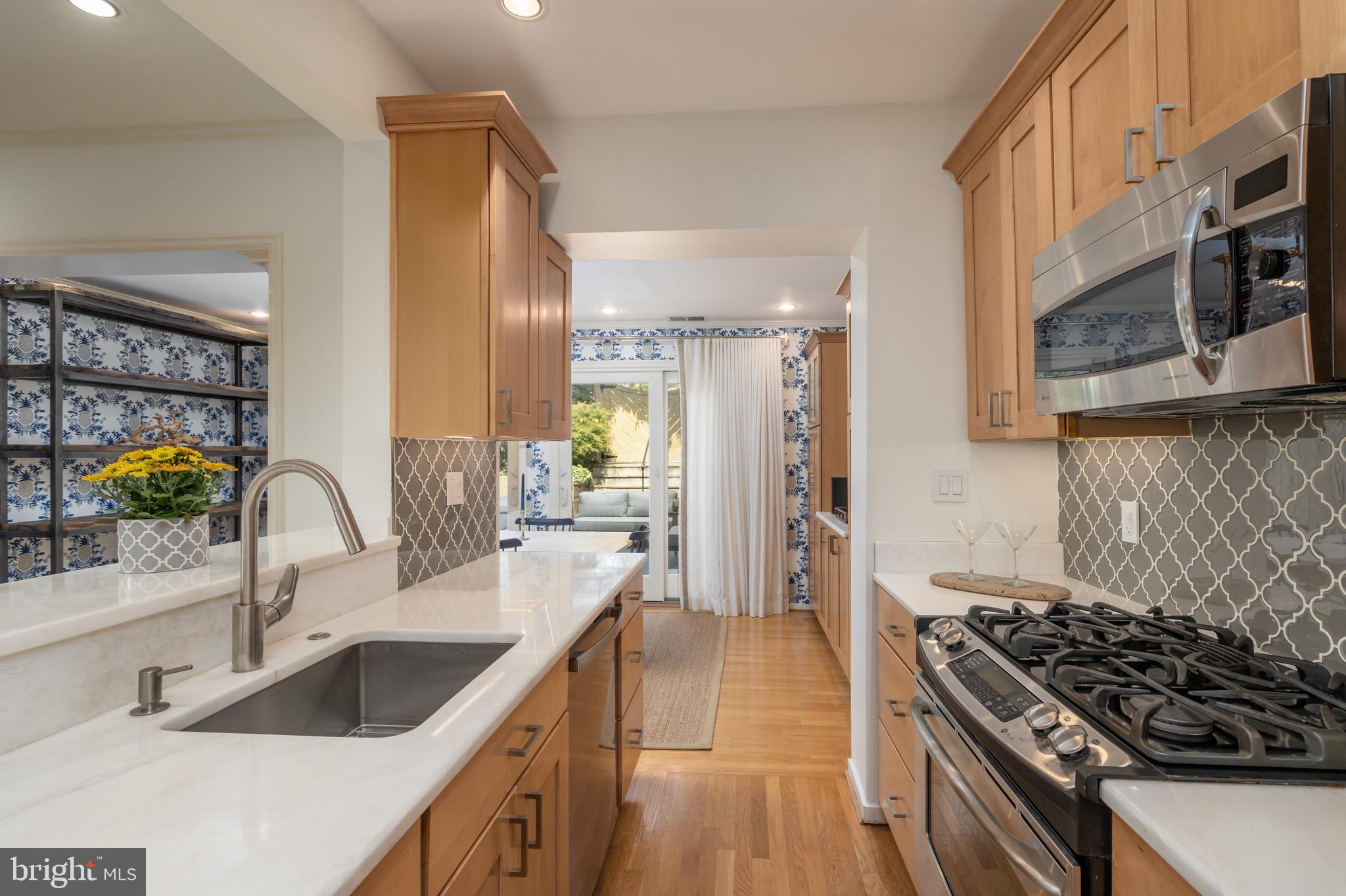 3513 R Street Northwest Washington, DC 20007 - Photo 12 of 31 Kitchen