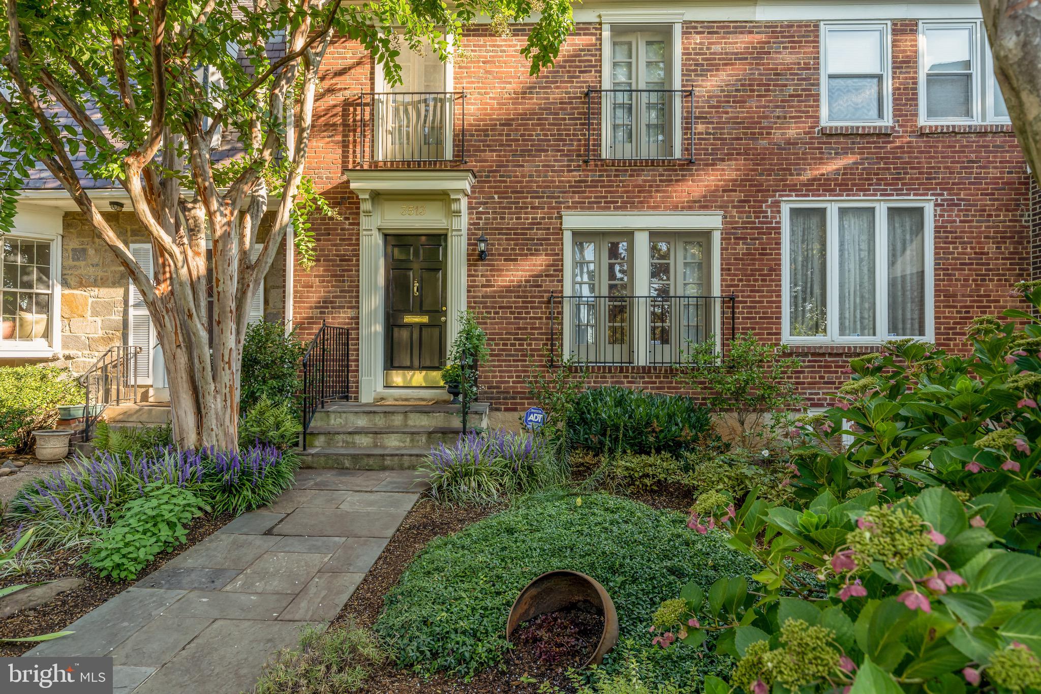 3513 R Street Northwest Washington, DC 20007 - Photo 3 of 31 Homefront