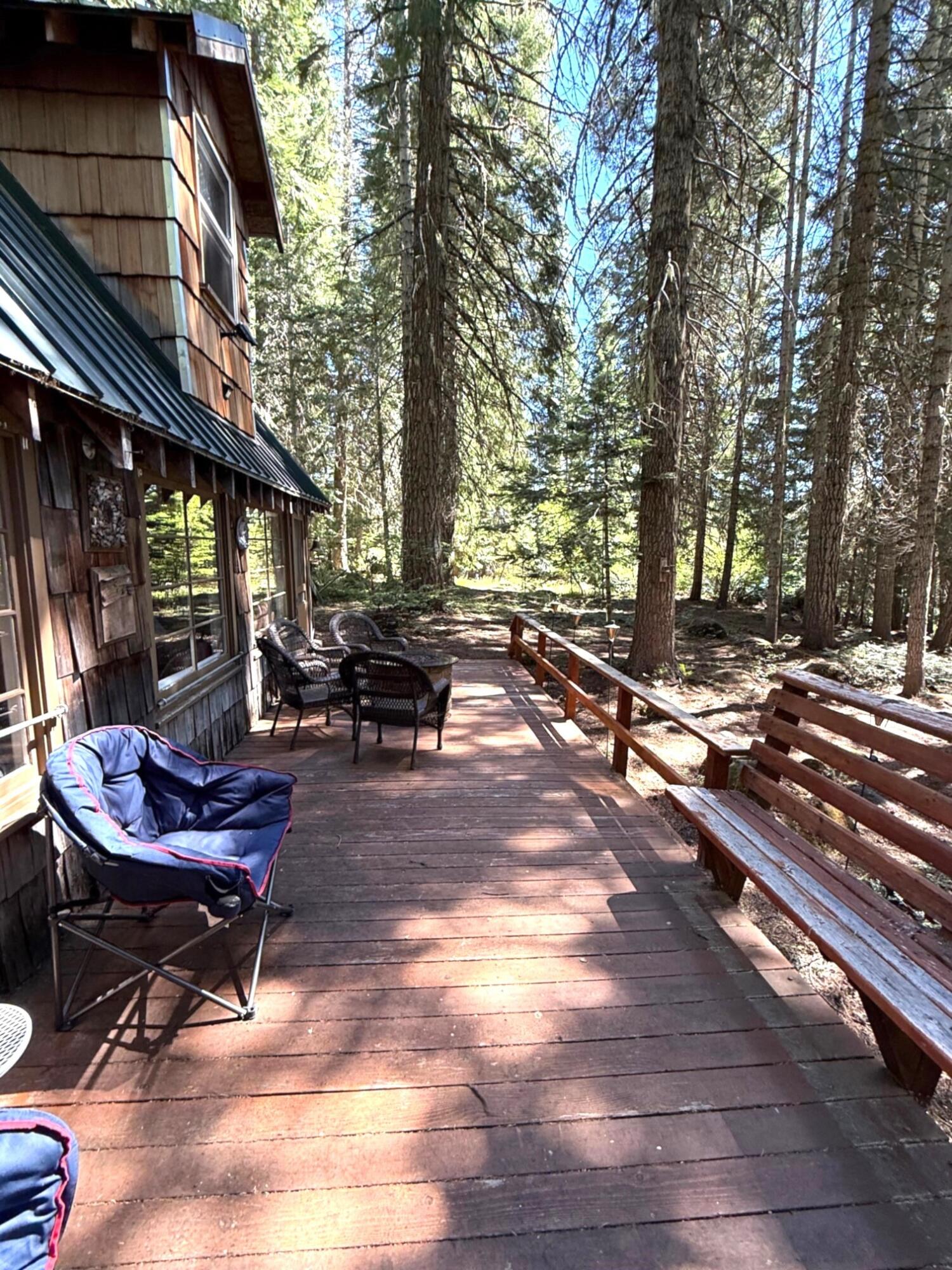 4 Fish Lake Ashland, OR 97520 - Photo 27 of 39 Deck 2