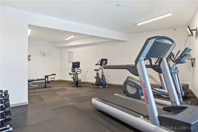 $290,000 | 2500 Bay Point Lane, Unit 645, Osage Beach, MO 65065