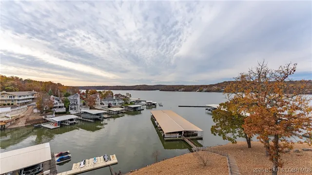 $290,000 | 2500 Bay Point Lane, Unit 645, Osage Beach, MO 65065