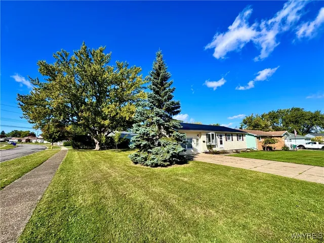 $250,000 | 3396 Bethford Drive, Buffalo, NY 14219