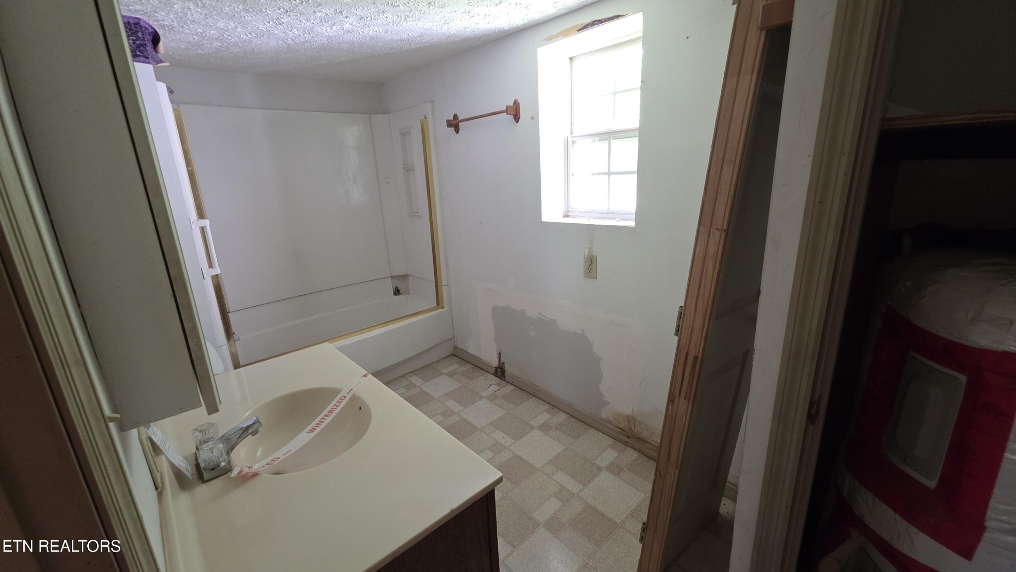 7011 Shell Lane Corryton, TN 37721 - Photo 8 of 17 Gallery Image 8