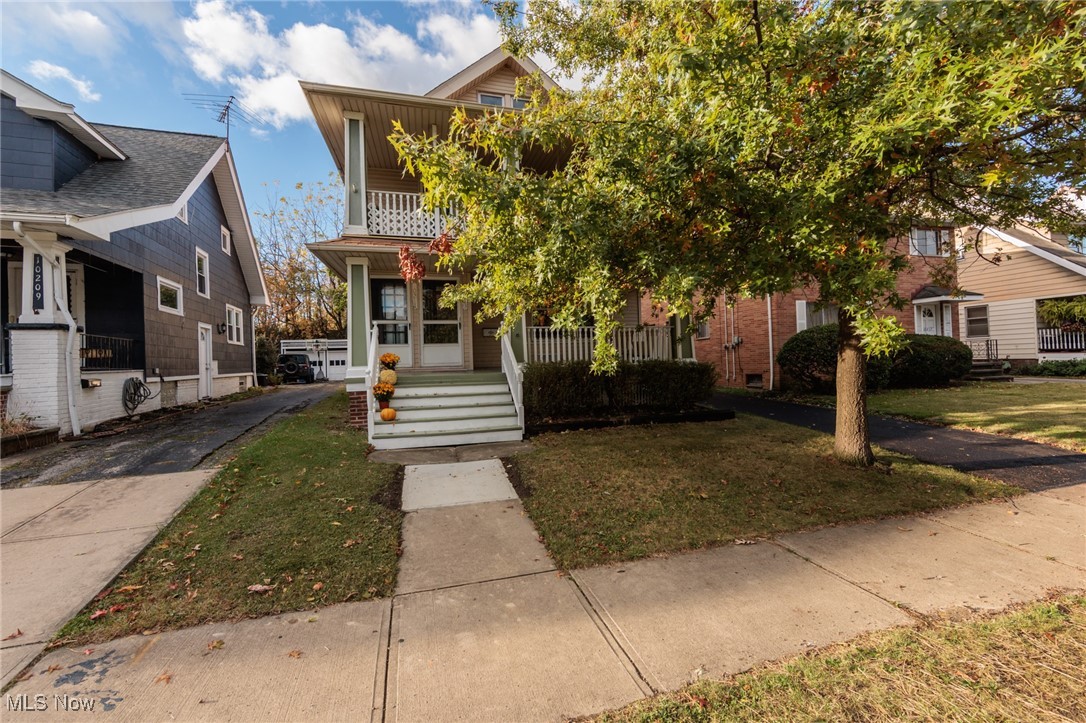10211 Baltic Road Cleveland, OH 44102 - Photo 2 of 50 Gallery Image 2