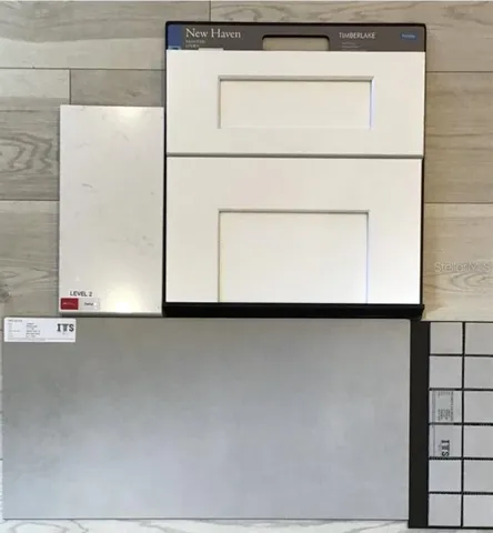 a black and white photo of a microwave