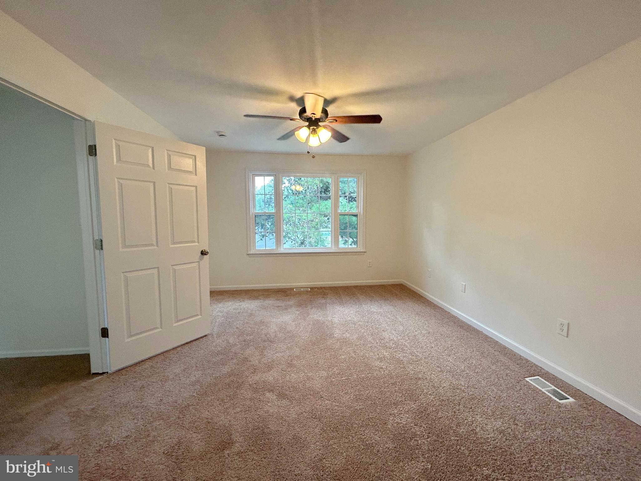 5 Corncrib Court Sicklerville, NJ 08081 - Photo 13 of 18