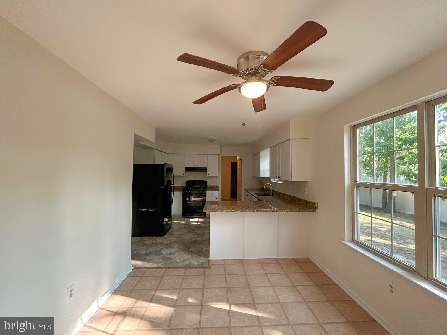 5 Corncrib Court Sicklerville, NJ 08081 - Photo 9 of 18