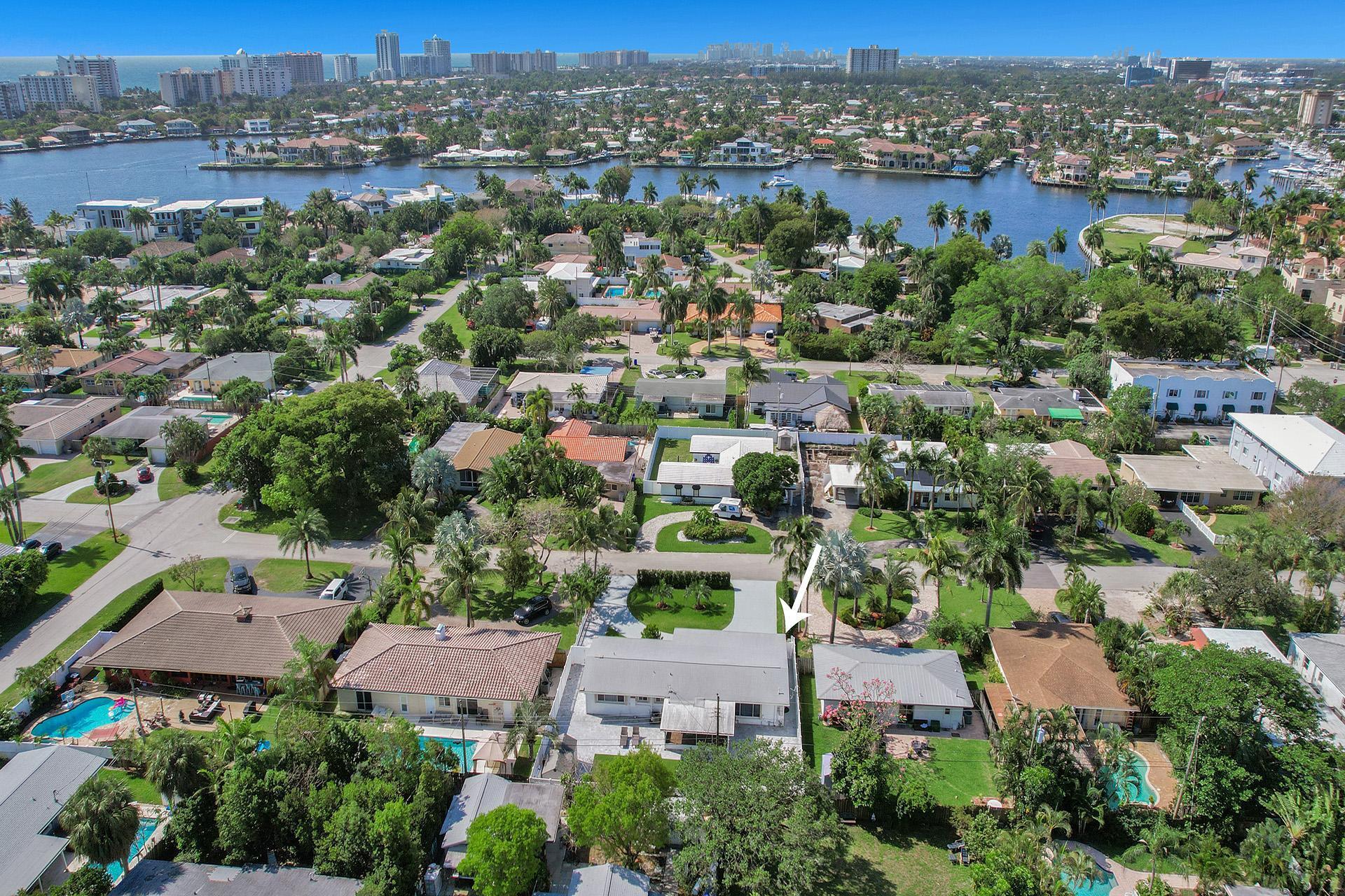 2425 Southeast 6th Street Pompano Beach, FL 33062 - Photo 2 of 18 an aerial view of residential houses with outdoor space and trees