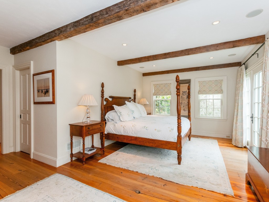 24 High Street Medfield, MA 02052 - Photo 12 of 30