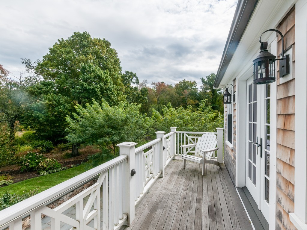 24 High Street Medfield, MA 02052 - Photo 17 of 30