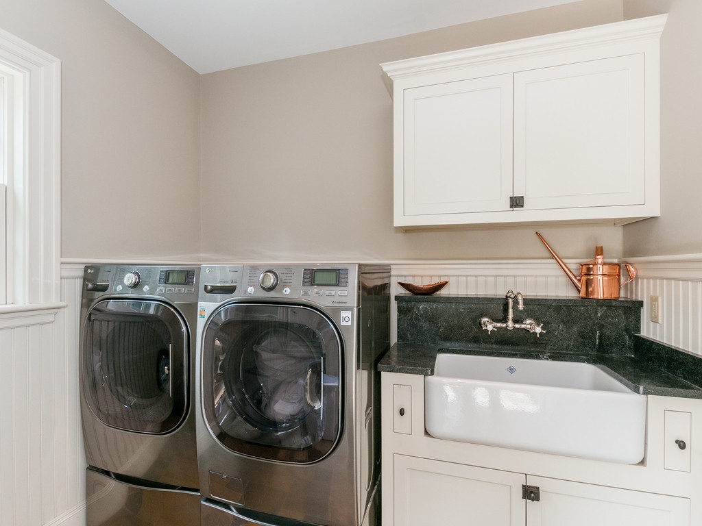 24 High Street Medfield, MA 02052 - Photo 26 of 30