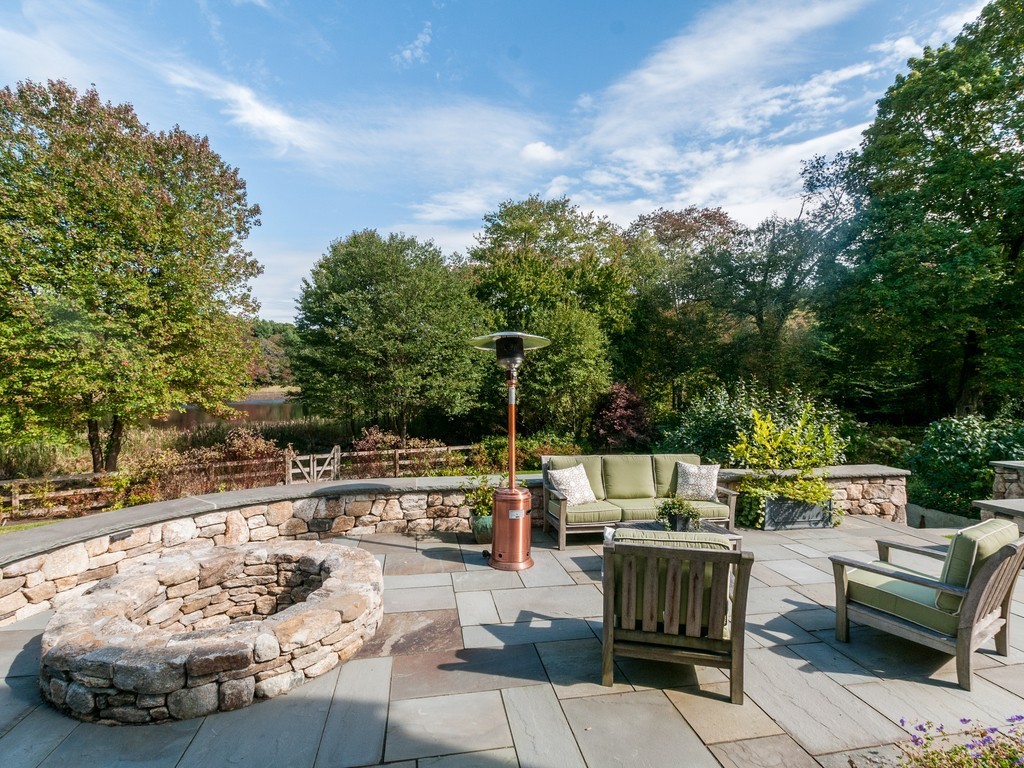 24 High Street Medfield, MA 02052 - Photo 29 of 30