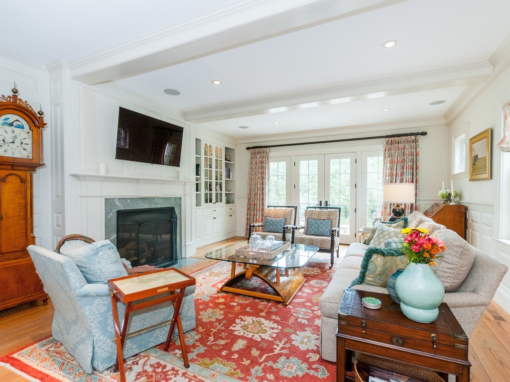 24 High Street Medfield, MA 02052 - Photo 8 of 30