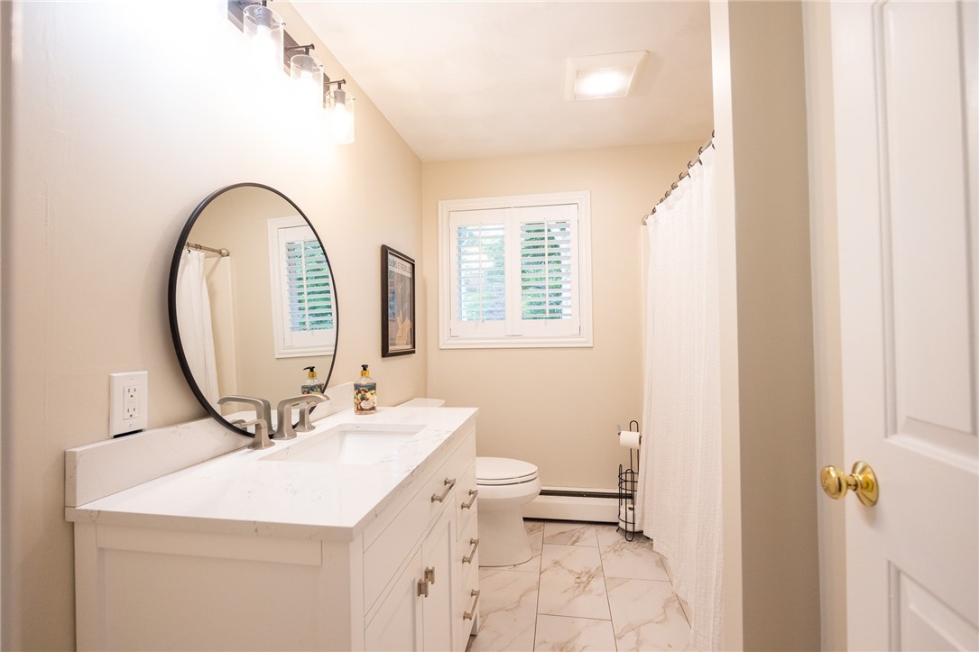35 Sachem Road Narragansett, RI 02882 - Photo 12 of 37