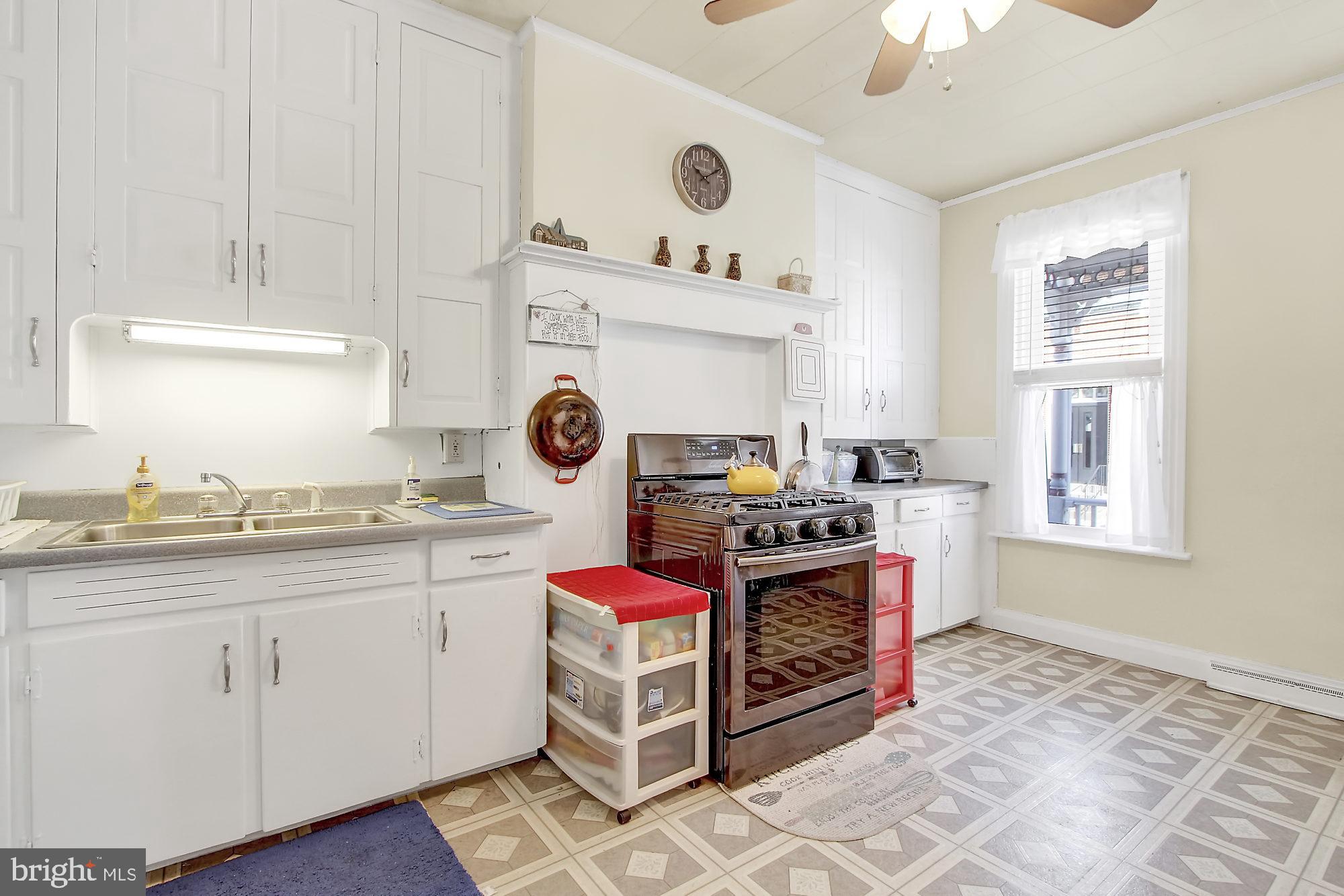 124 East Middle Street Hanover, PA 17331 - Photo 11 of 26 Gallery Image 11