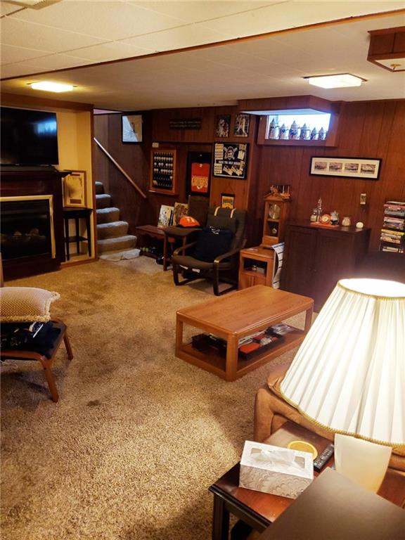 5344 Meadowcrest Road Pittsburgh, PA 15236 - Photo 12 of 18 Gallery Image 12