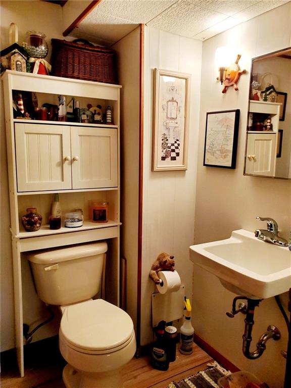 5344 Meadowcrest Road Pittsburgh, PA 15236 - Photo 14 of 18 Gallery Image 14