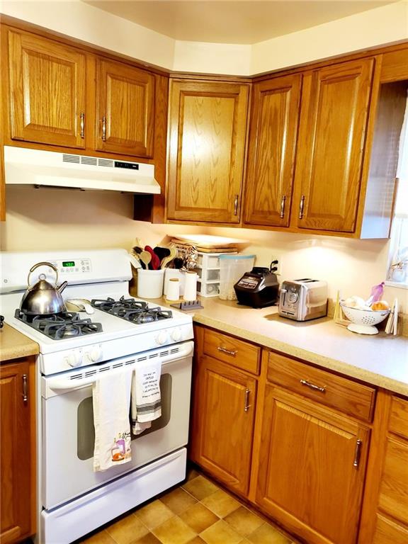 5344 Meadowcrest Road Pittsburgh, PA 15236 - Photo 16 of 18 Gallery Image 16