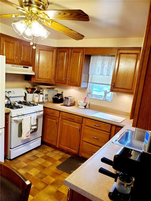5344 Meadowcrest Road Pittsburgh, PA 15236 - Photo 17 of 18 Gallery Image 17